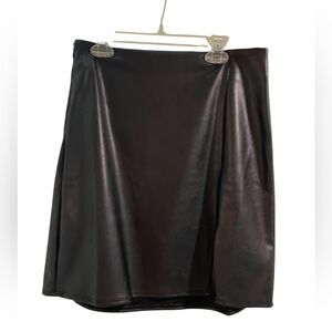 Old Navy Black Pleather Faux Leather Mini Skirt Size Small